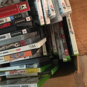 HUGE LOT (40) Random Video Games!!!